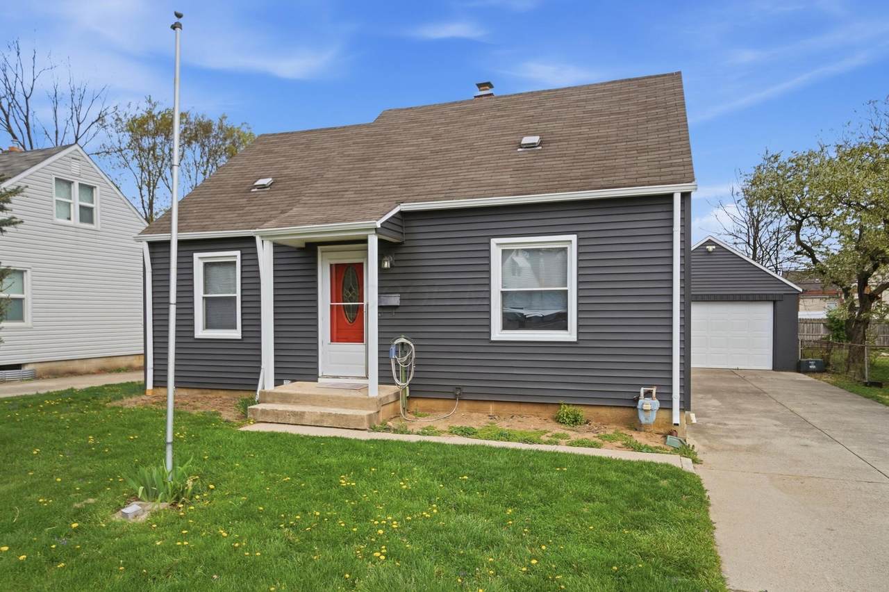 912 11th Avenue - Photo 1