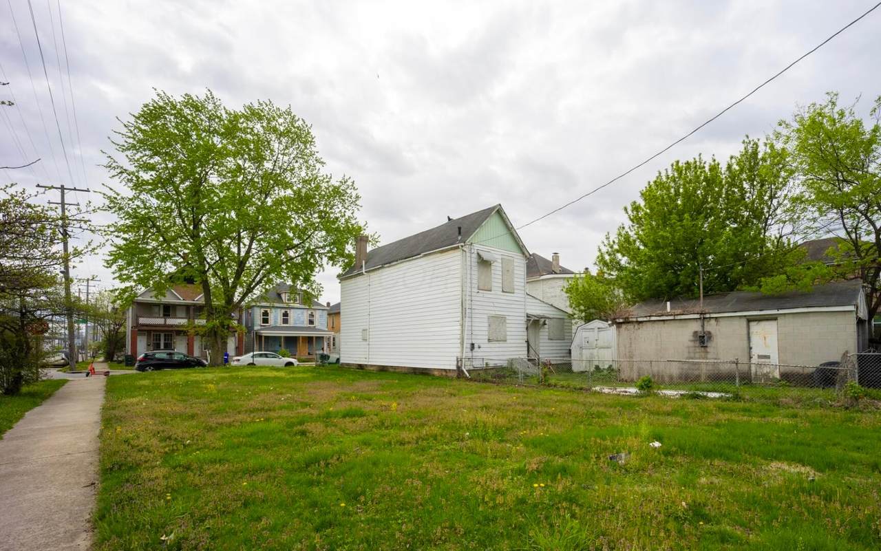 53 Rodgers Avenue - Photo 1