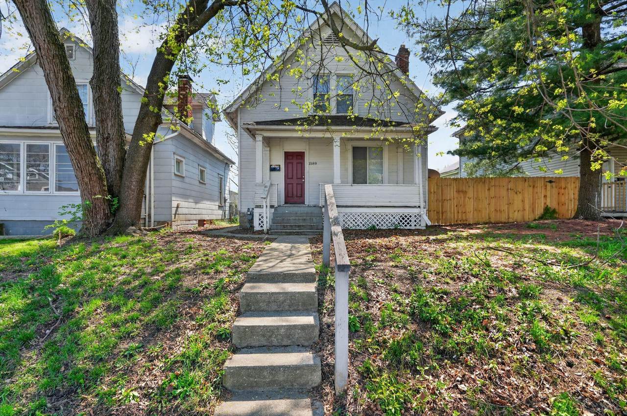 1589 Genessee Avenue - Photo 1