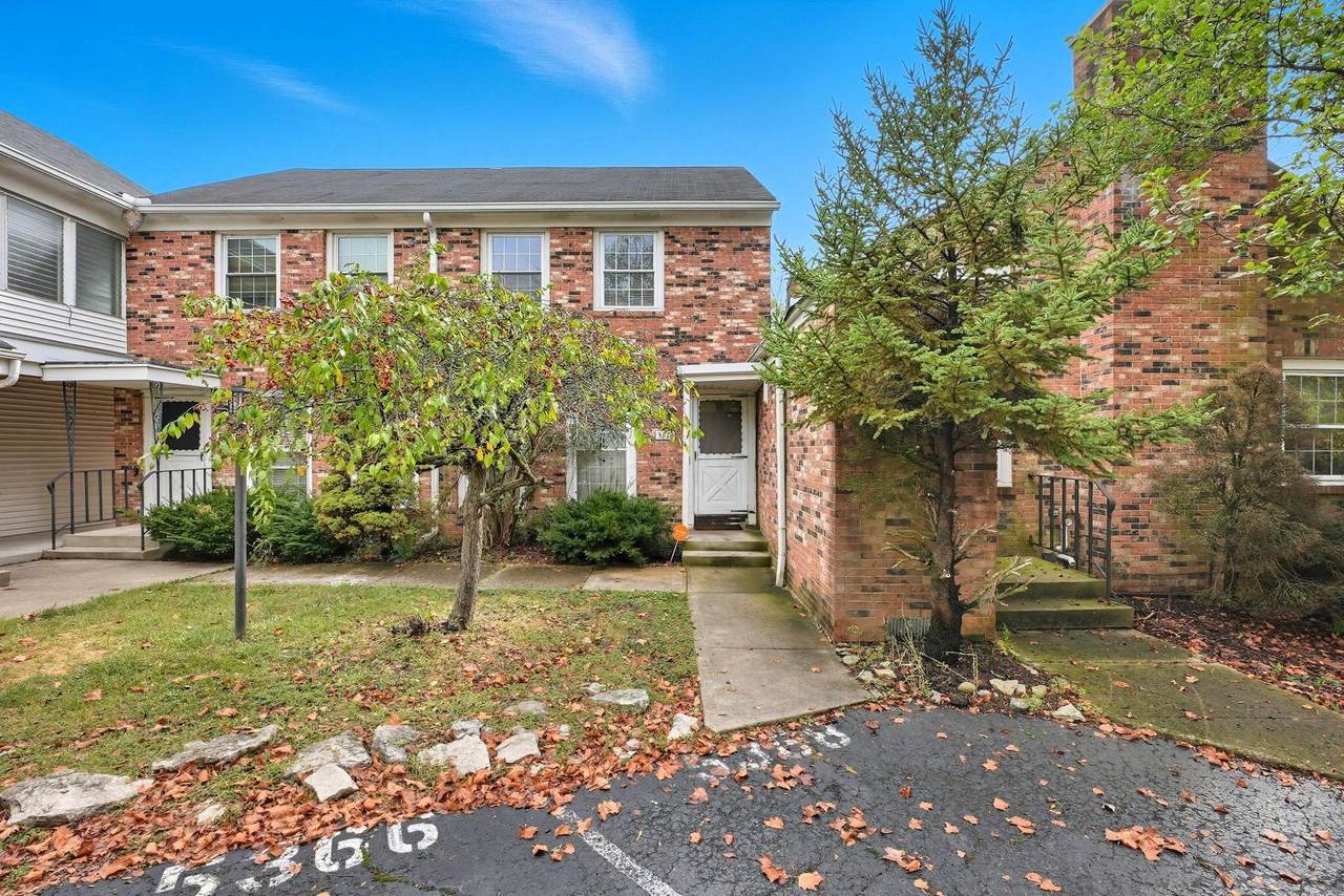 5366-# B-22 Yorkshire Vill Lane - Photo 1