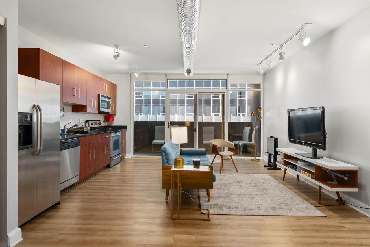 100-501 Gay Street - Photo 1