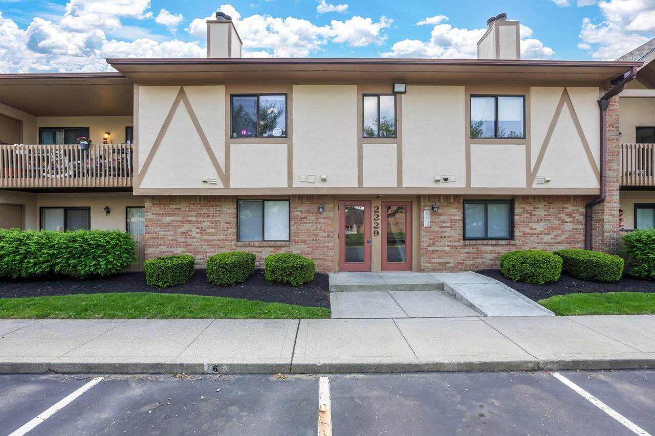 2229-2229B Hedgerow Road - Photo 1
