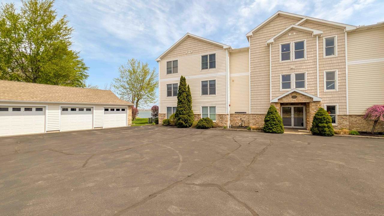 6005-2A Harbor Road - Photo 1