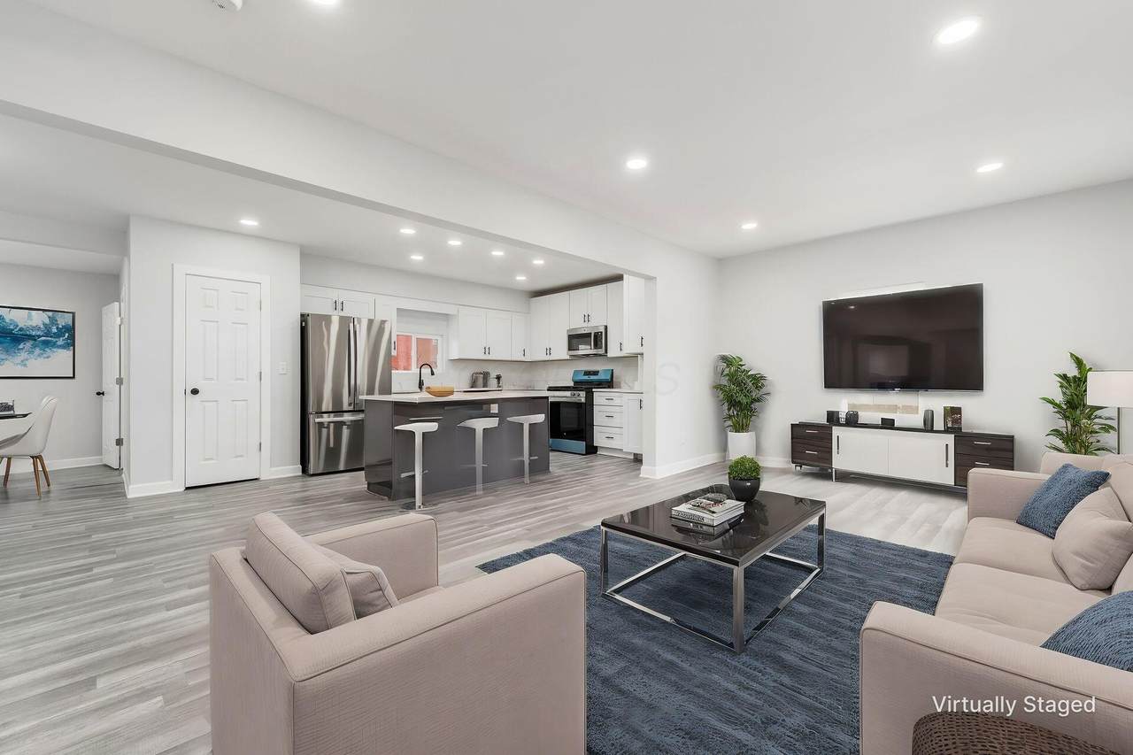 905 Carpenter Street - Photo 1