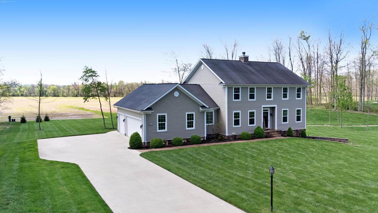 9596 Woodridge Circle - Photo 1