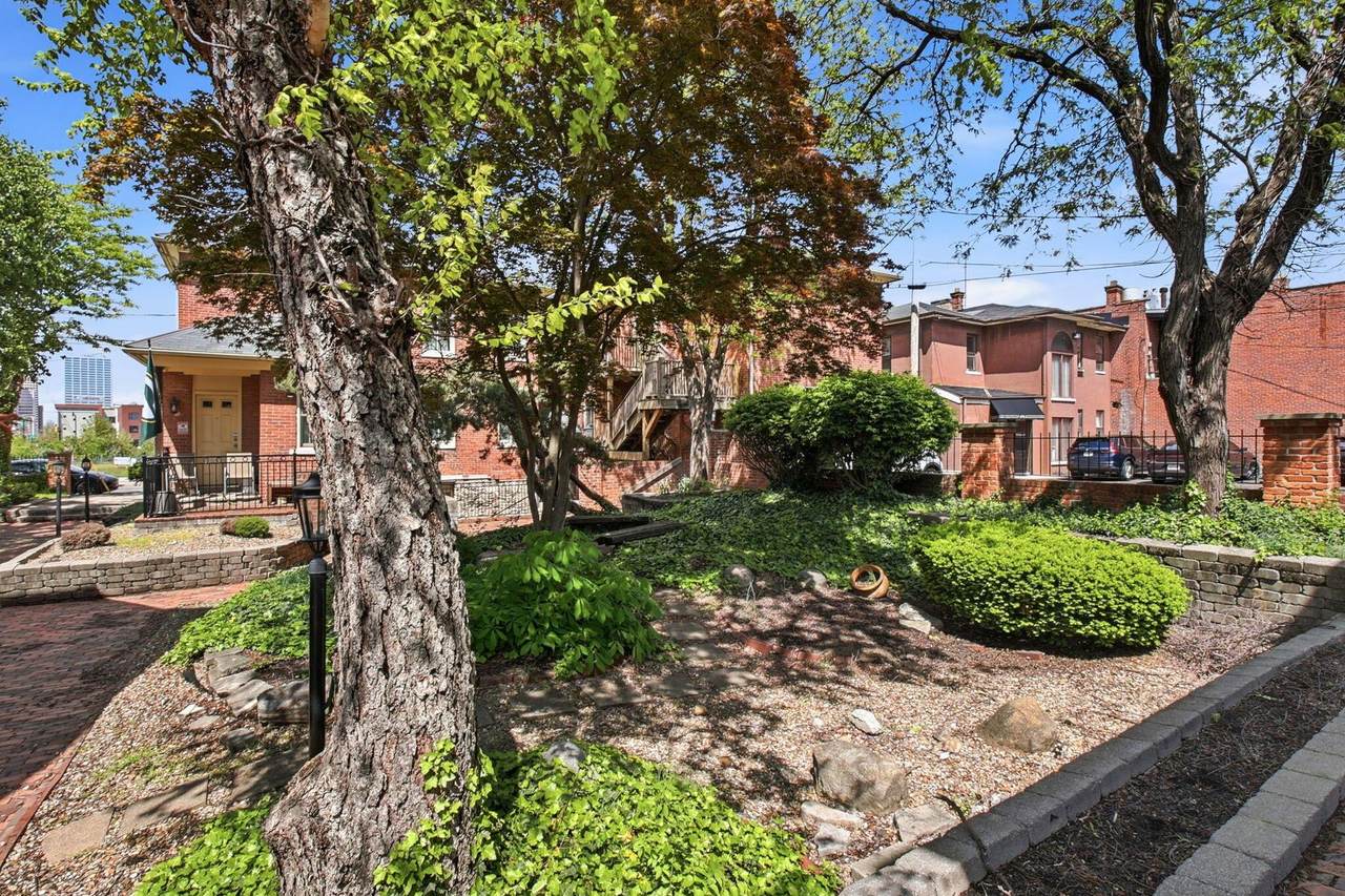 175-B Livingston Avenue - Photo 1