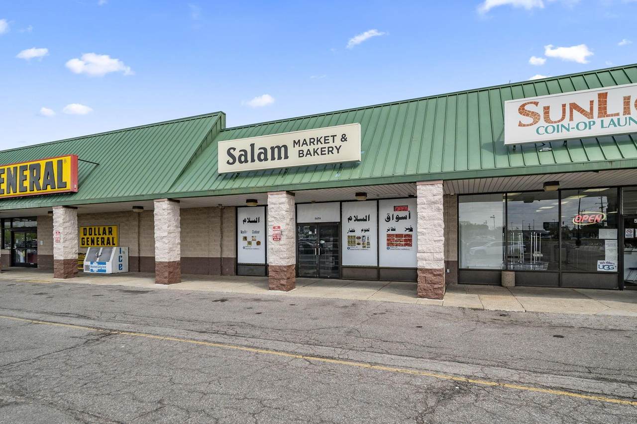 5676 Columbus Square - Photo 1