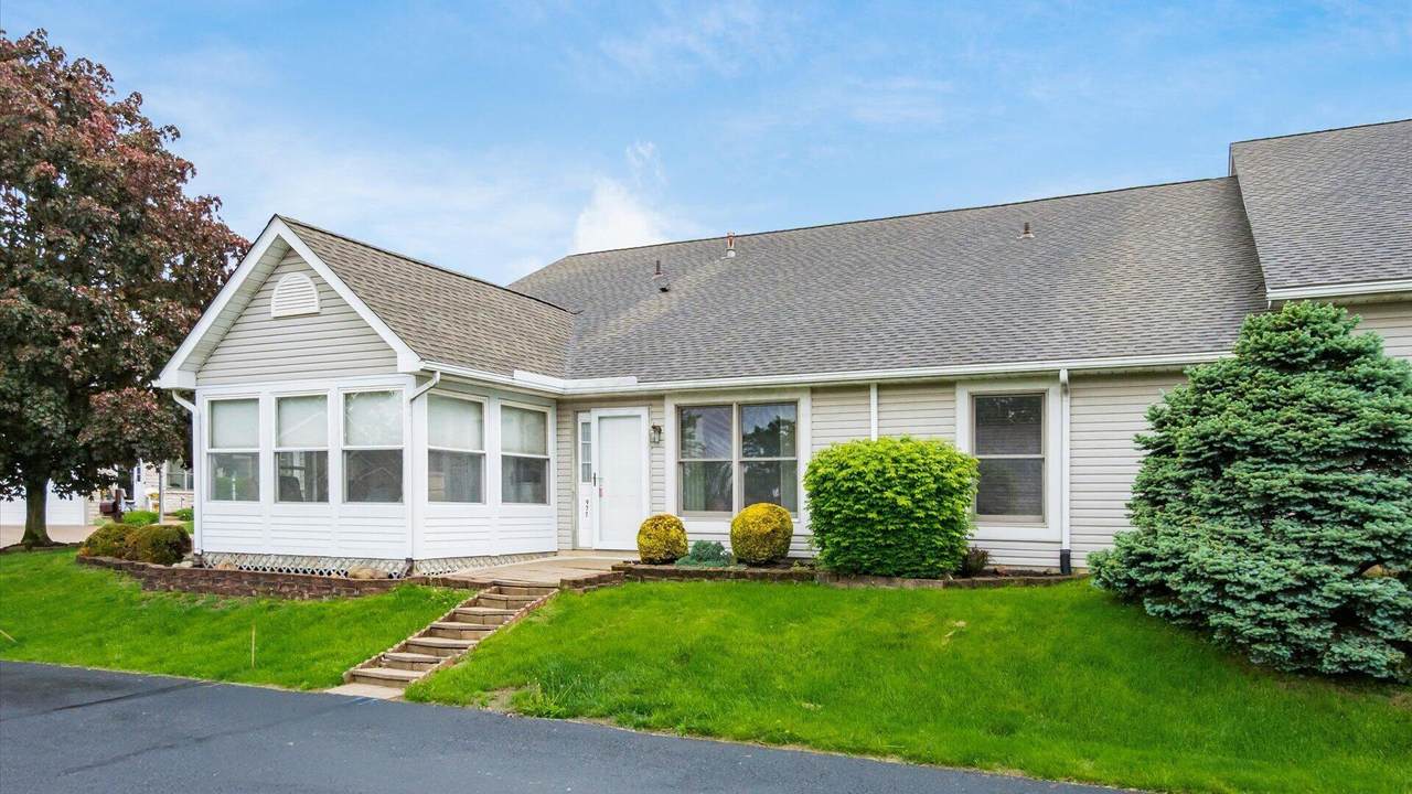 977 Hopewell Heights Drive - Photo 1