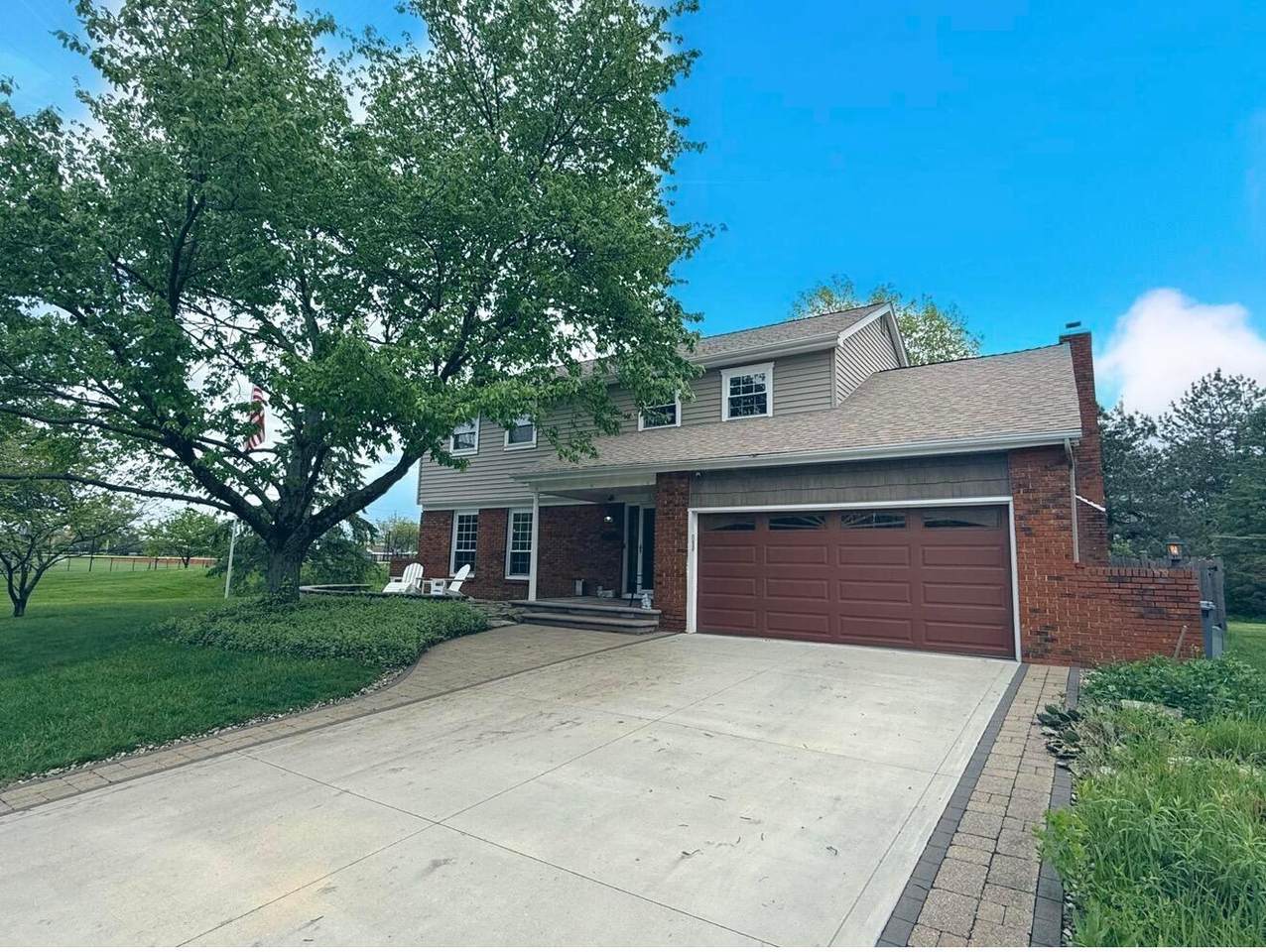 6988 Eastview Drive - Photo 1