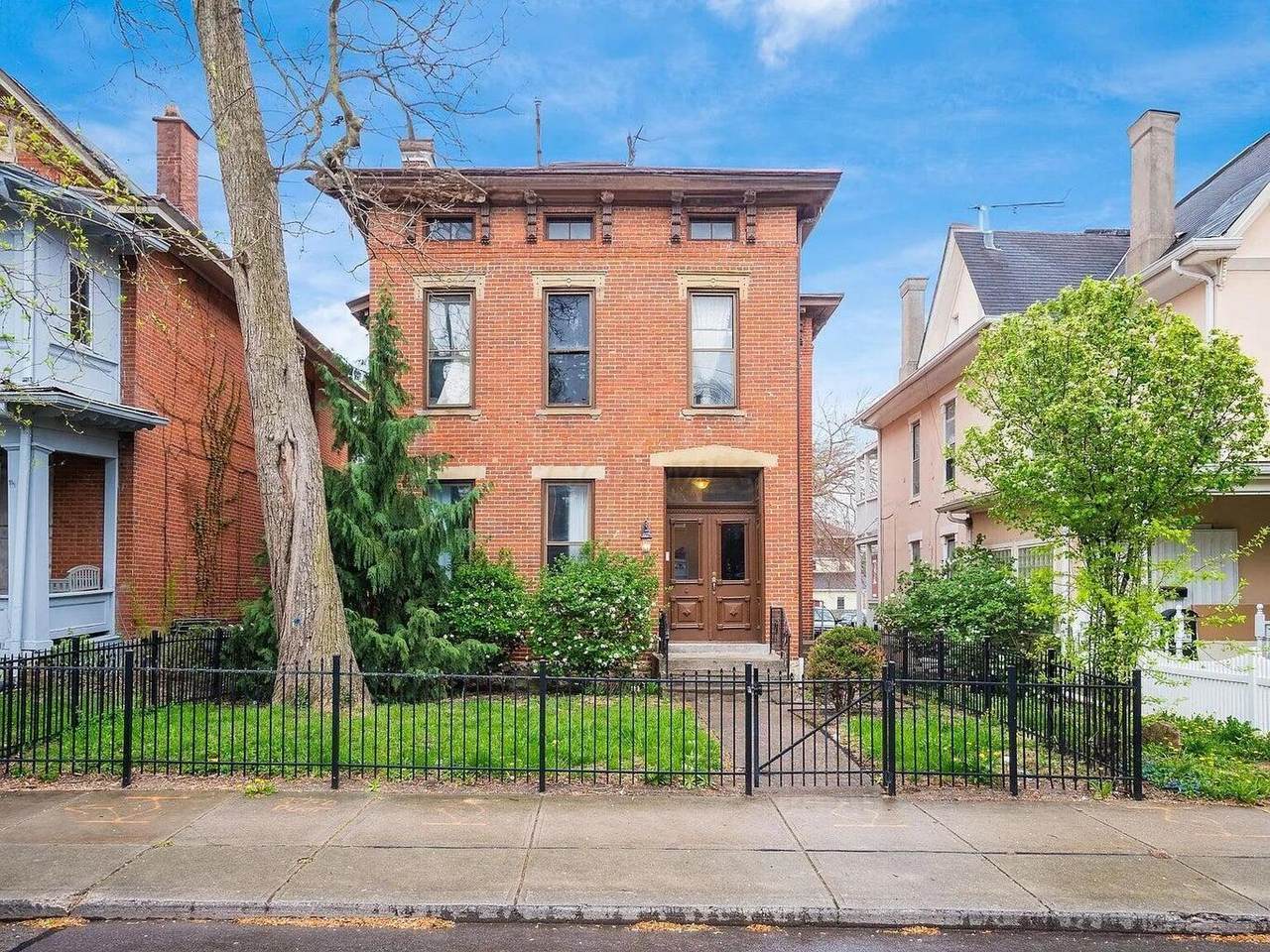 41-#D King Avenue - Photo 1