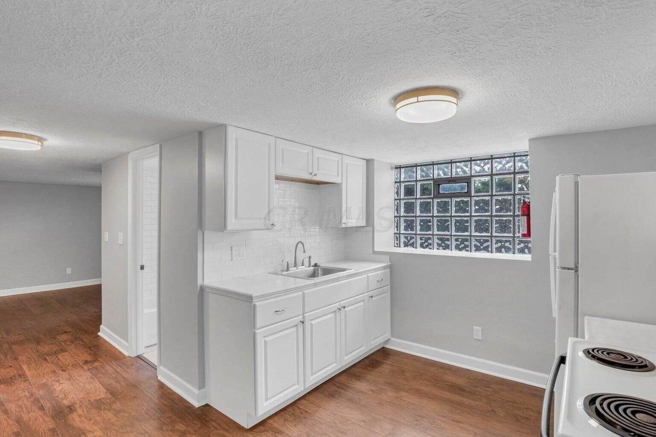 27-27B Winner Avenue - Photo 1