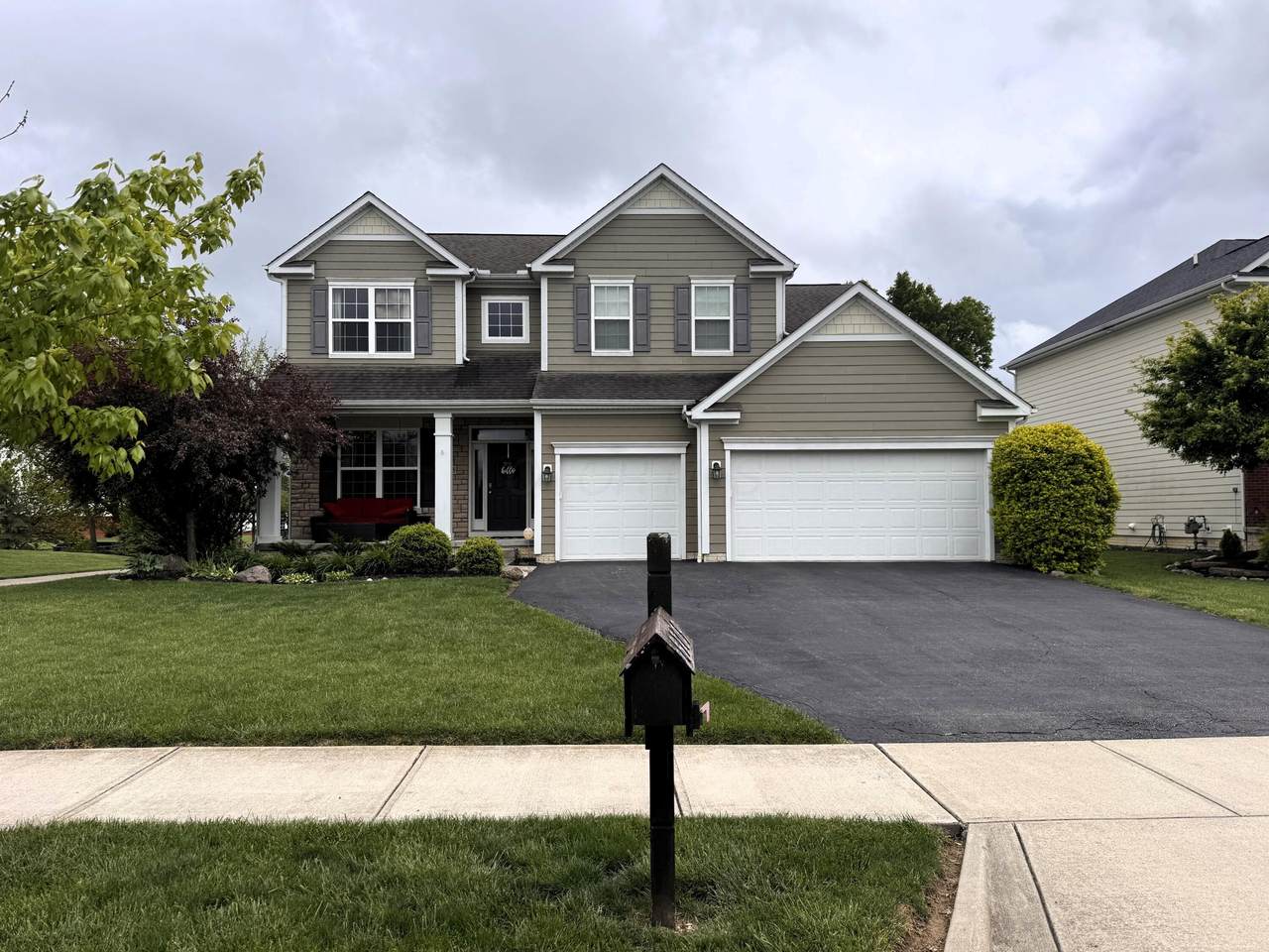 6109 Baumeister Drive - Photo 1