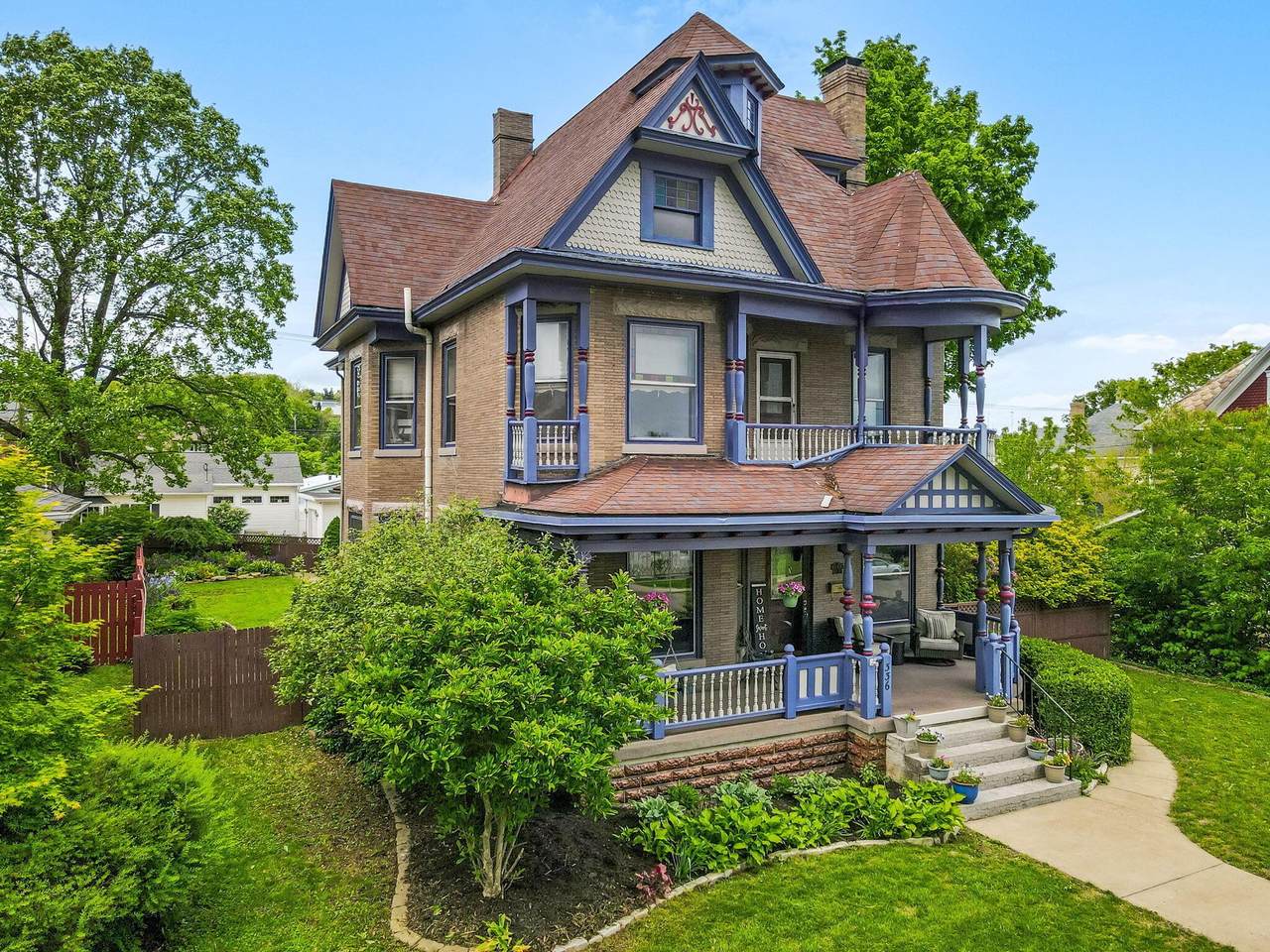 https://bt-photos.global.ssl.fastly.net/columbus/1280_boomver_1_226015408-2.jpg