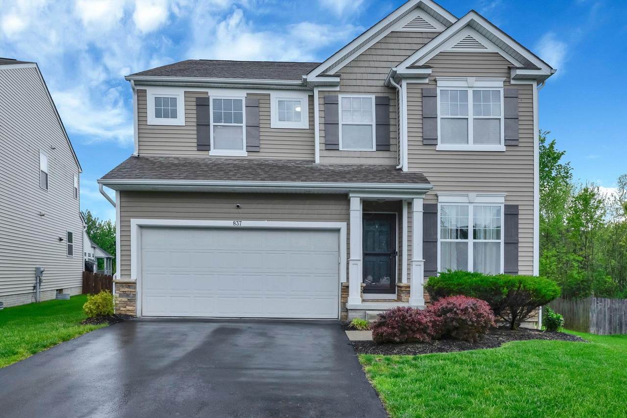837-837 Holly Farms Drive - Photo 1