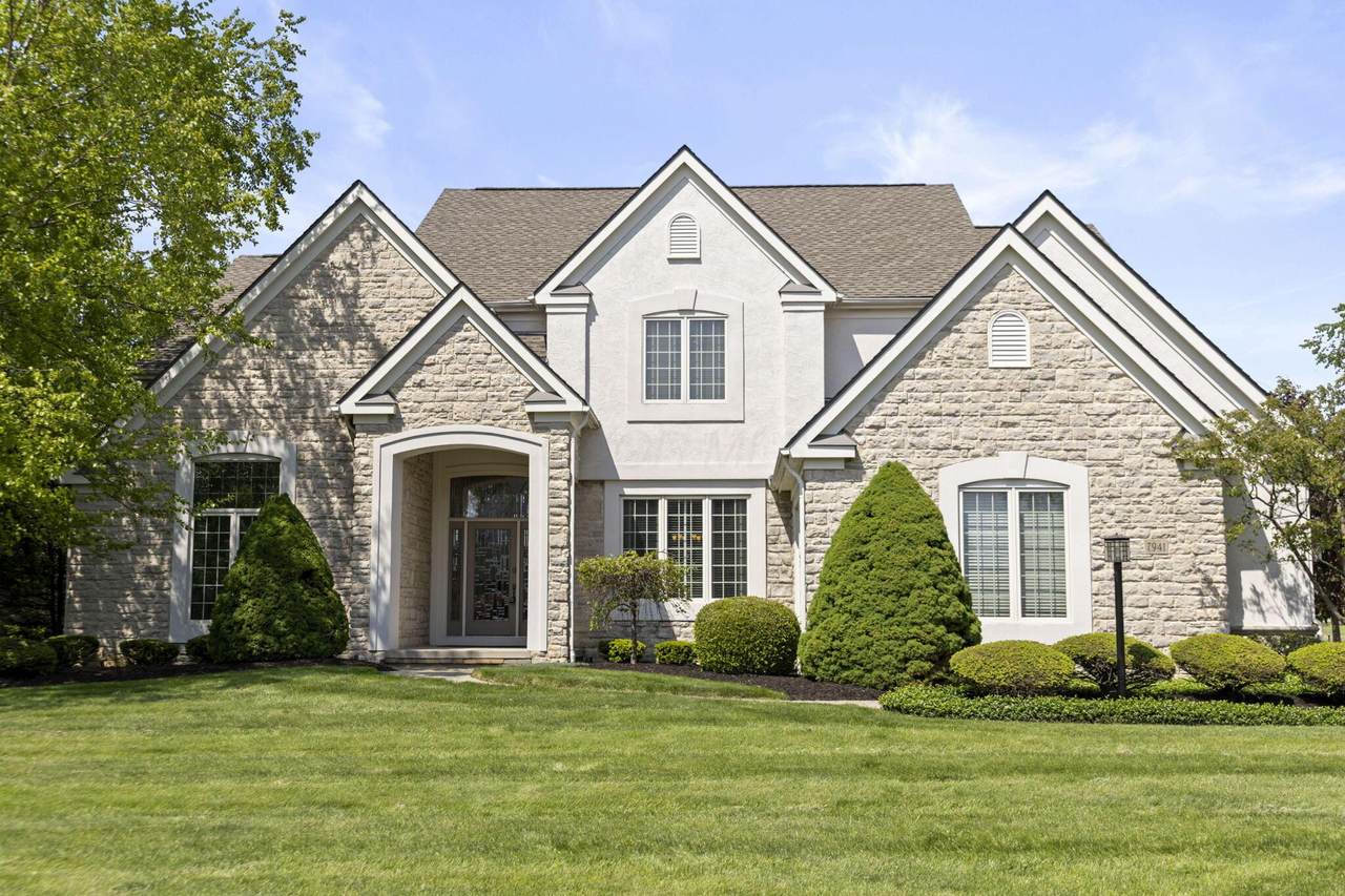 7941 Thornbush Drive - Photo 1