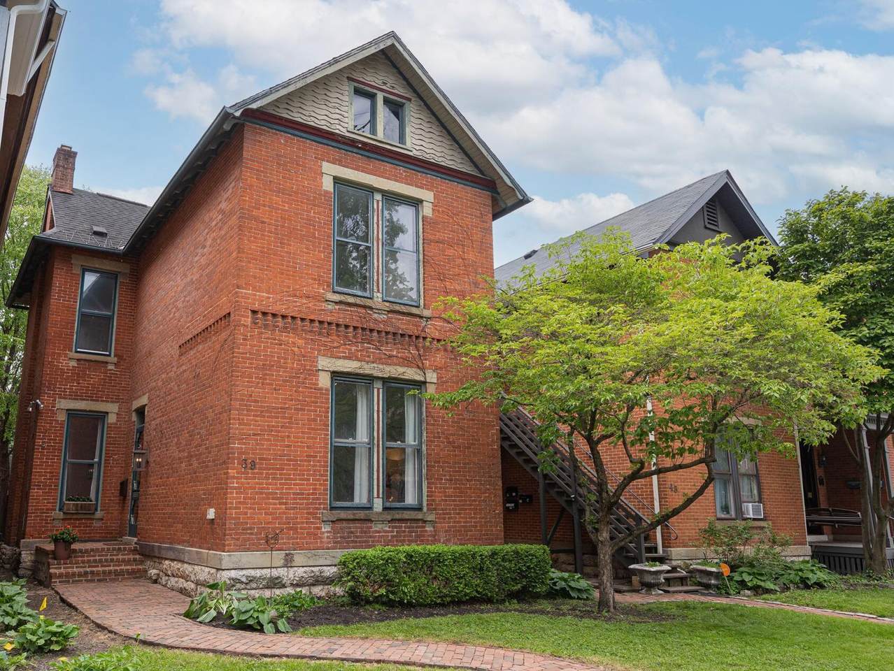 39 Clark Place - Photo 1