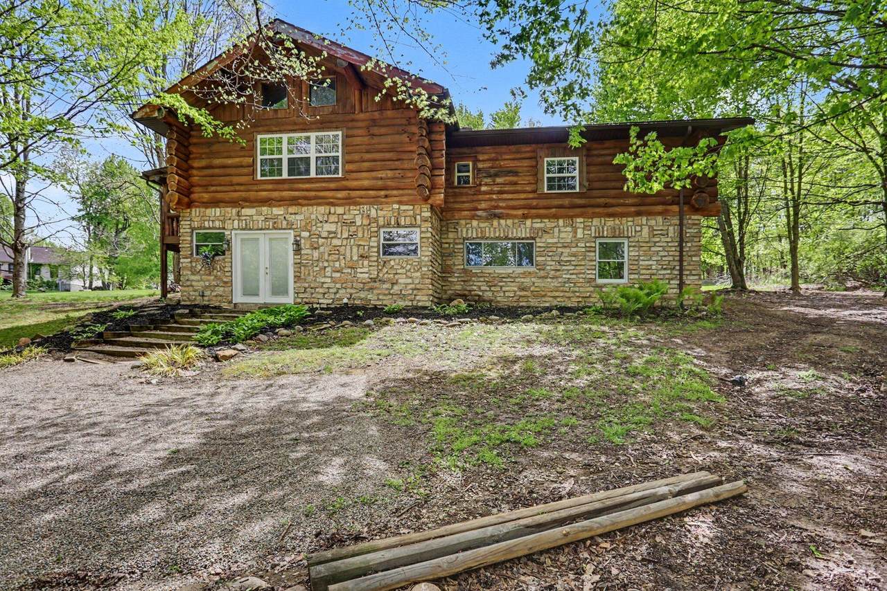 84 Royal Court - Photo 1