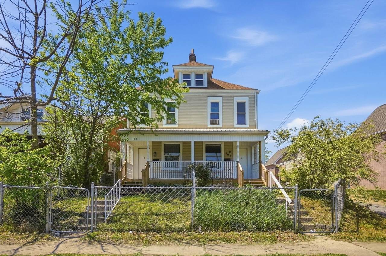 103-107 Clarendon Avenue - Photo 1