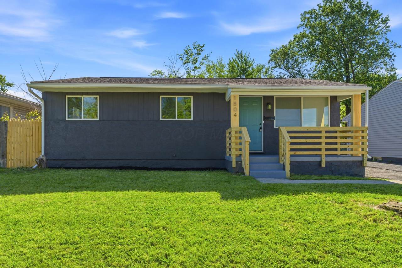 1804 Kelton Avenue - Photo 1