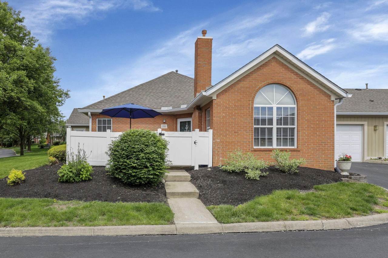 110 Green Lane - Photo 1