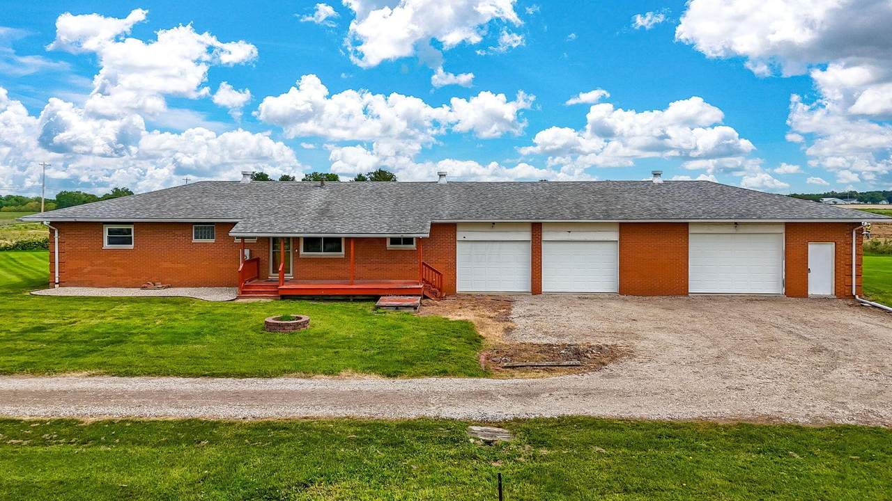 9672 Schoolhouse Road - Photo 1