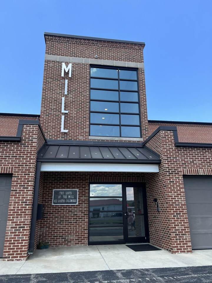 433-B Columbus Street - Photo 1