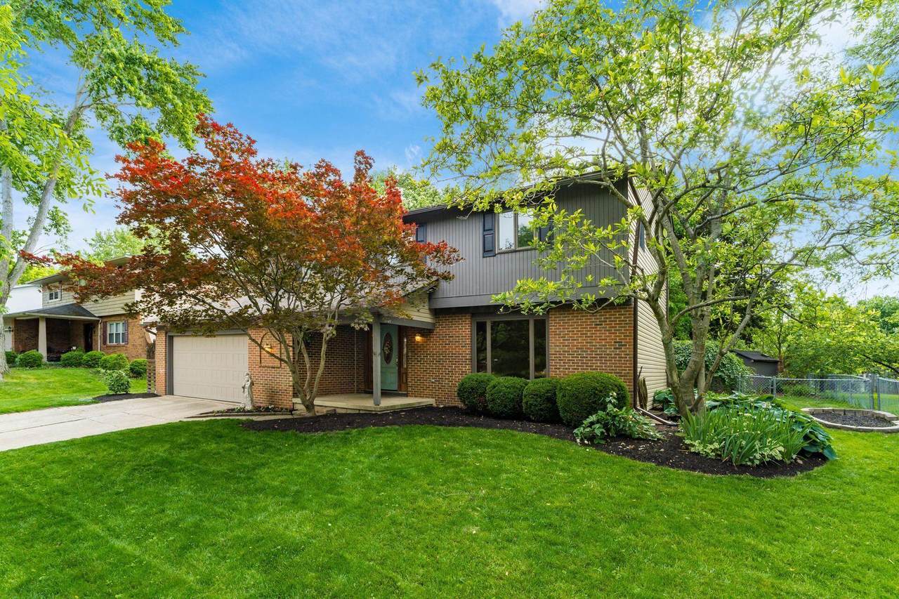 27 Nicole Drive - Photo 1