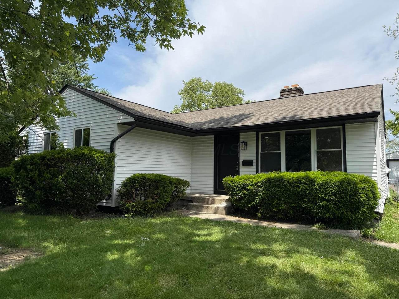 3184 Scottwood Road - Photo 1