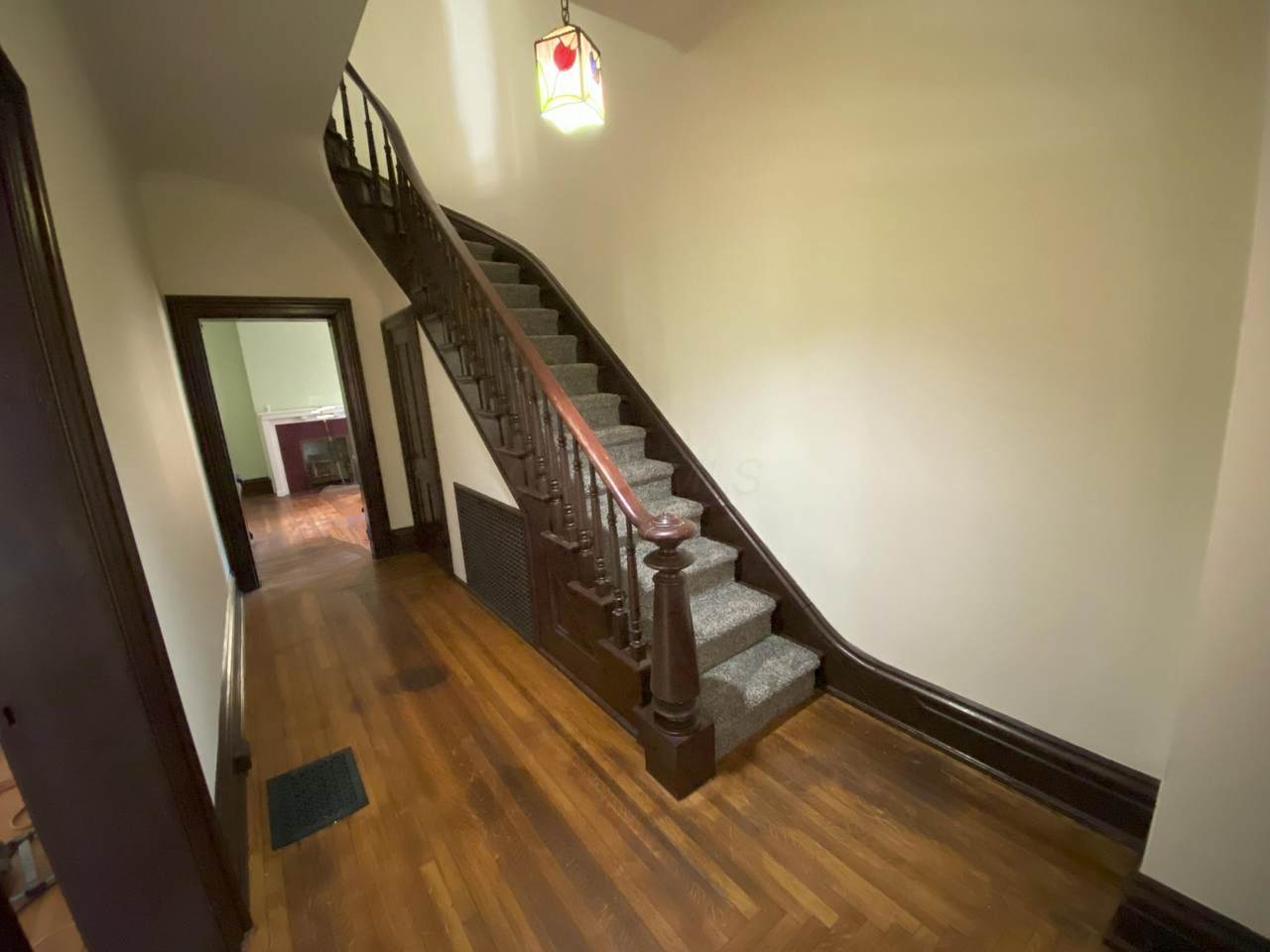 https://bt-photos.global.ssl.fastly.net/columbus/1280_boomver_1_226018614-2.jpg