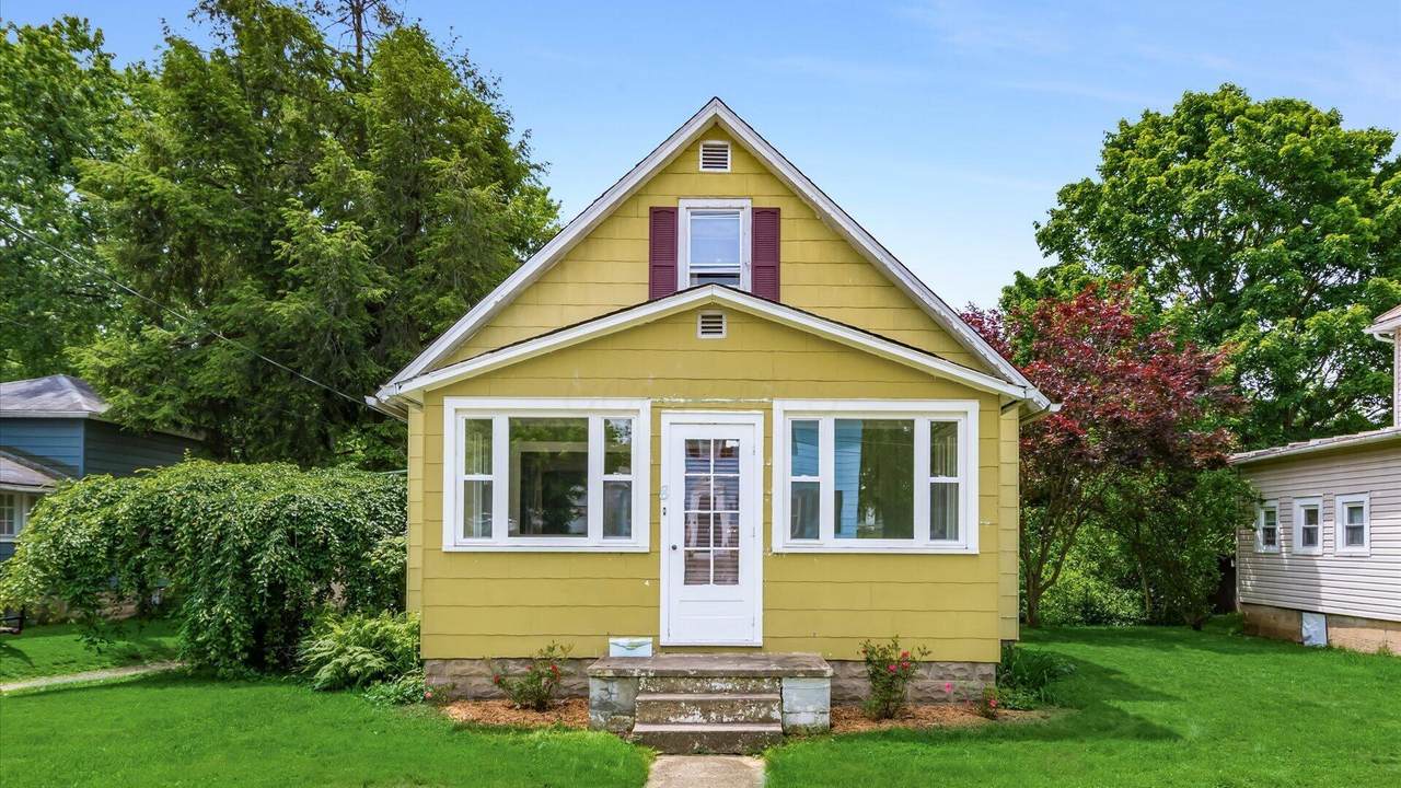8 Elizabeth Street - Photo 1