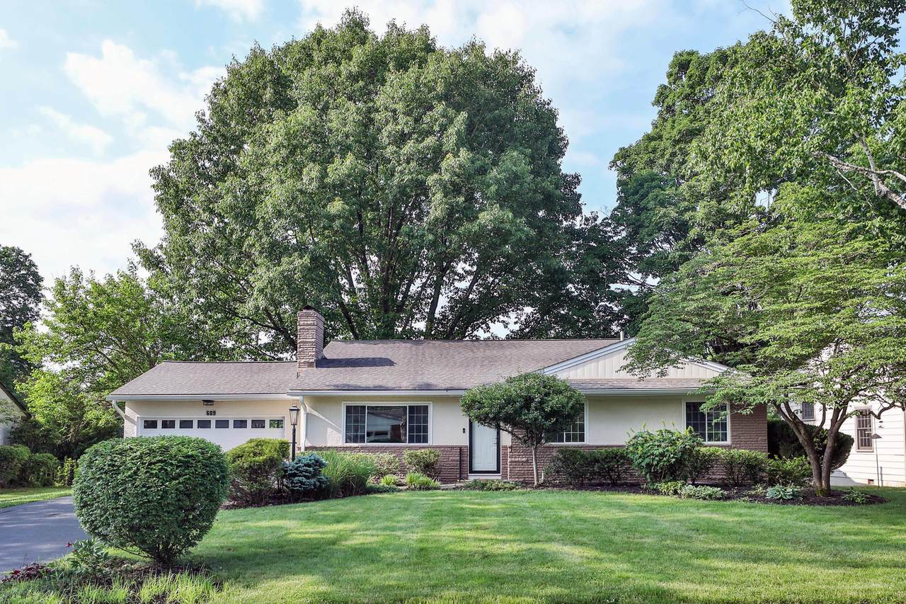 689 Beautyview Court - Photo 1