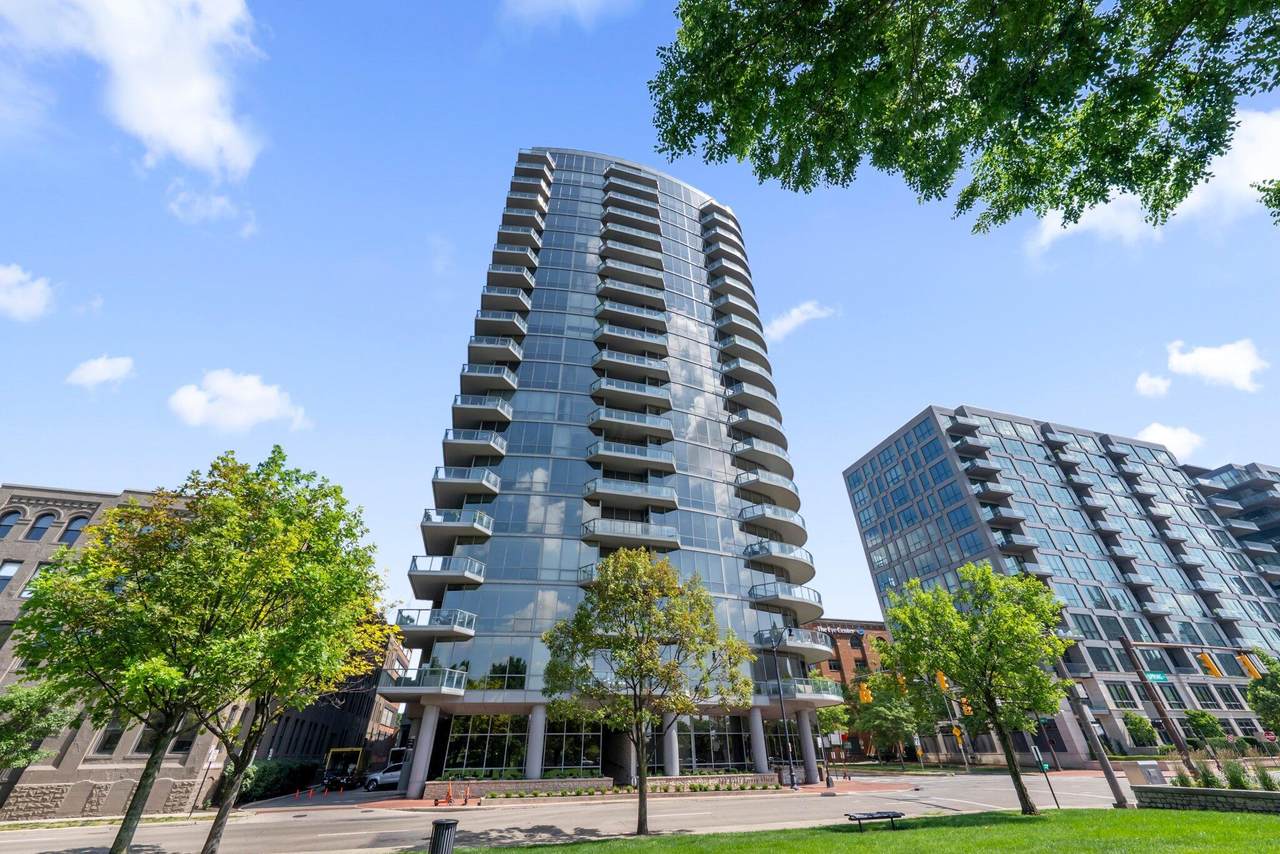 300-404 Spring Street - Photo 1
