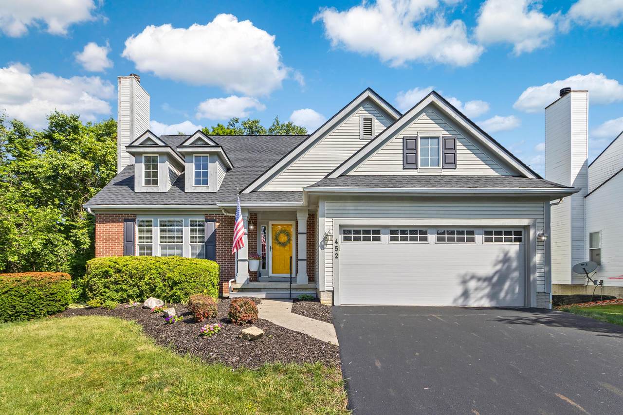 452 Medwin Place - Photo 1