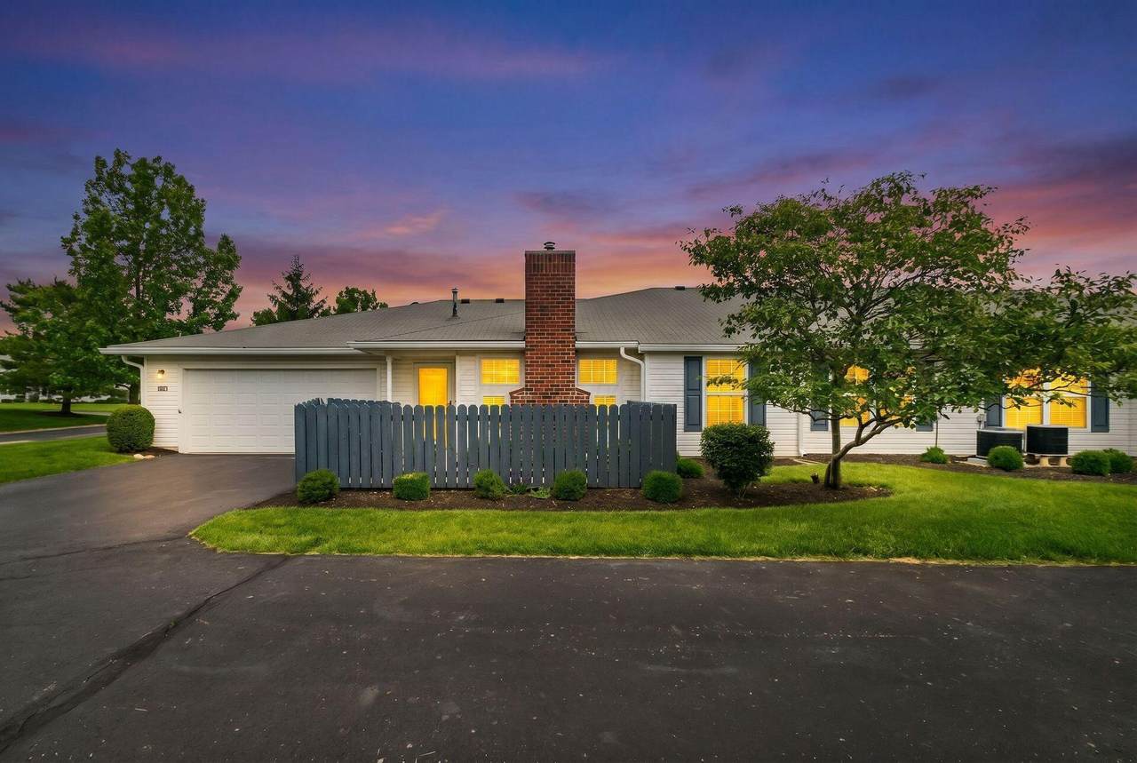 8351 Greyhawk Circle - Photo 1