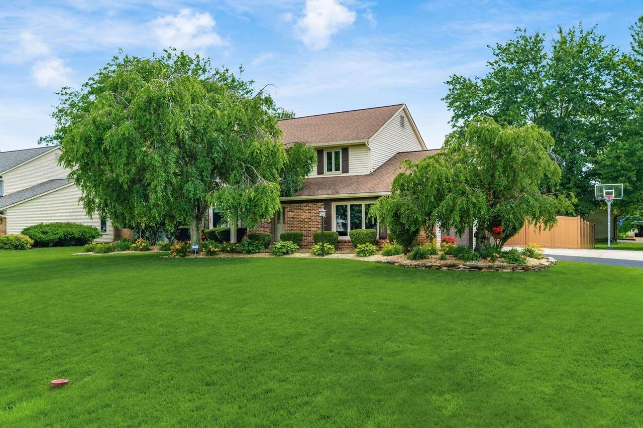 10224 Fairfax Drive - Photo 1