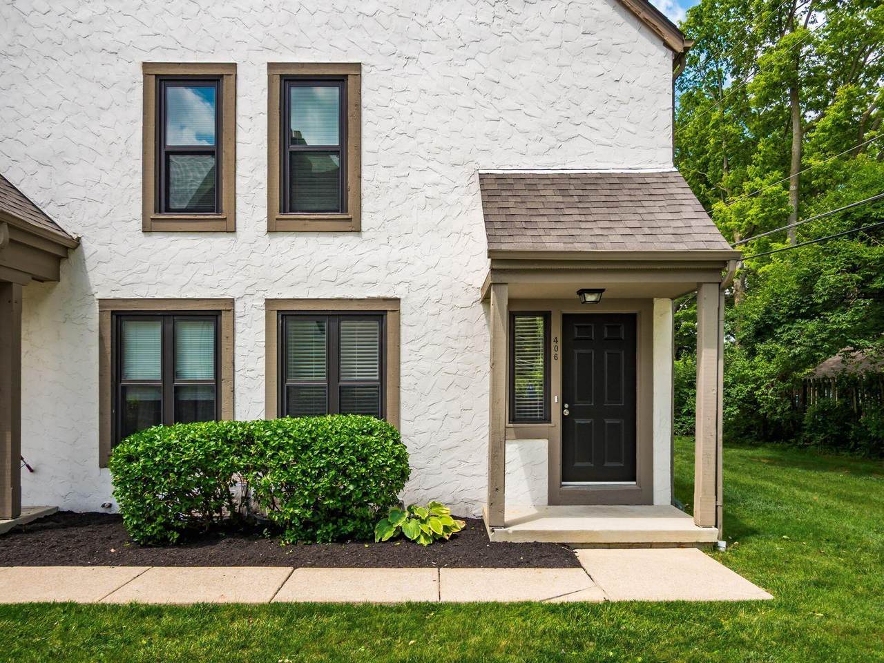 406 Edinburgh Road - Photo 1