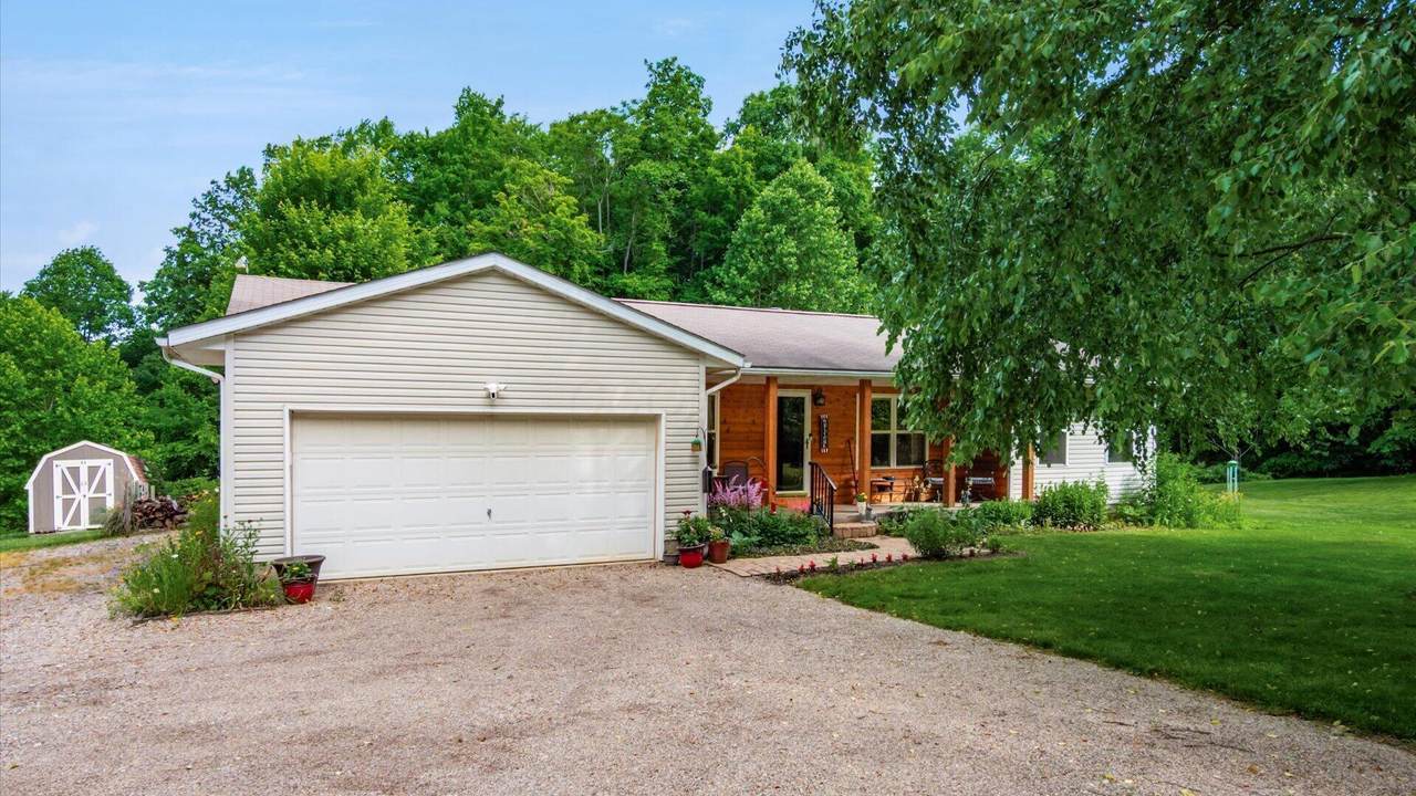9250 Township Road 169 - Photo 1