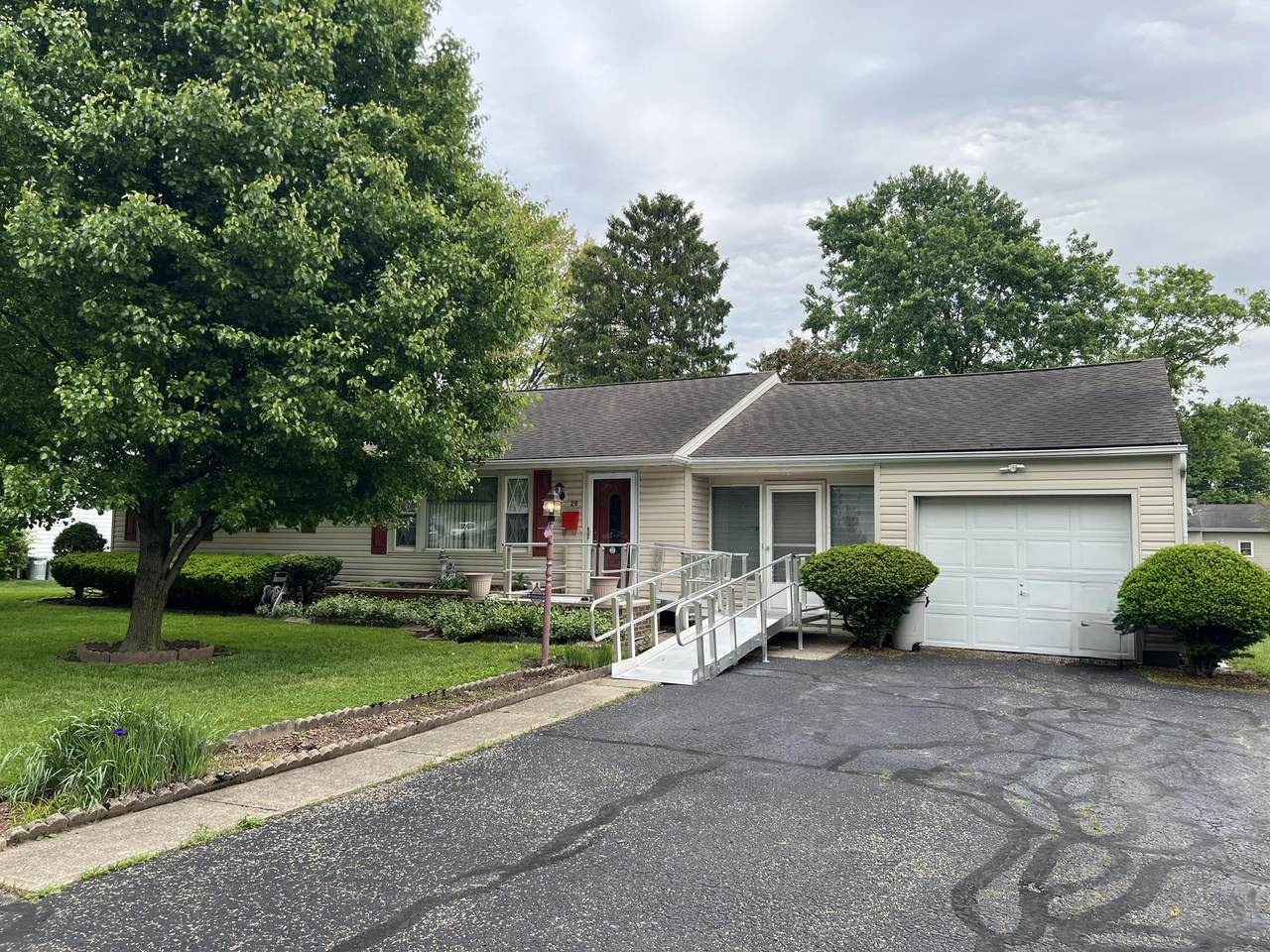 28 28th Street - Photo 1