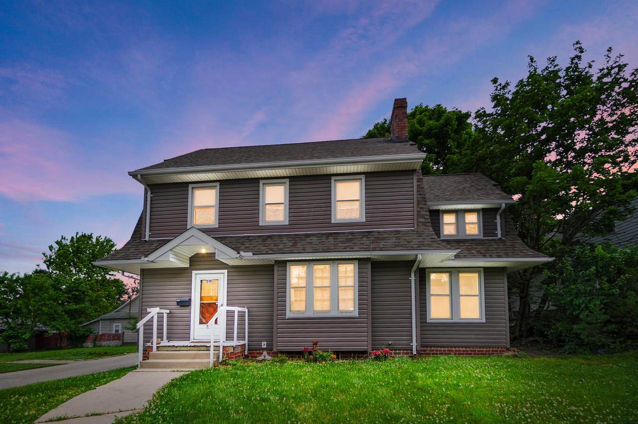 238 Court Street - Photo 1