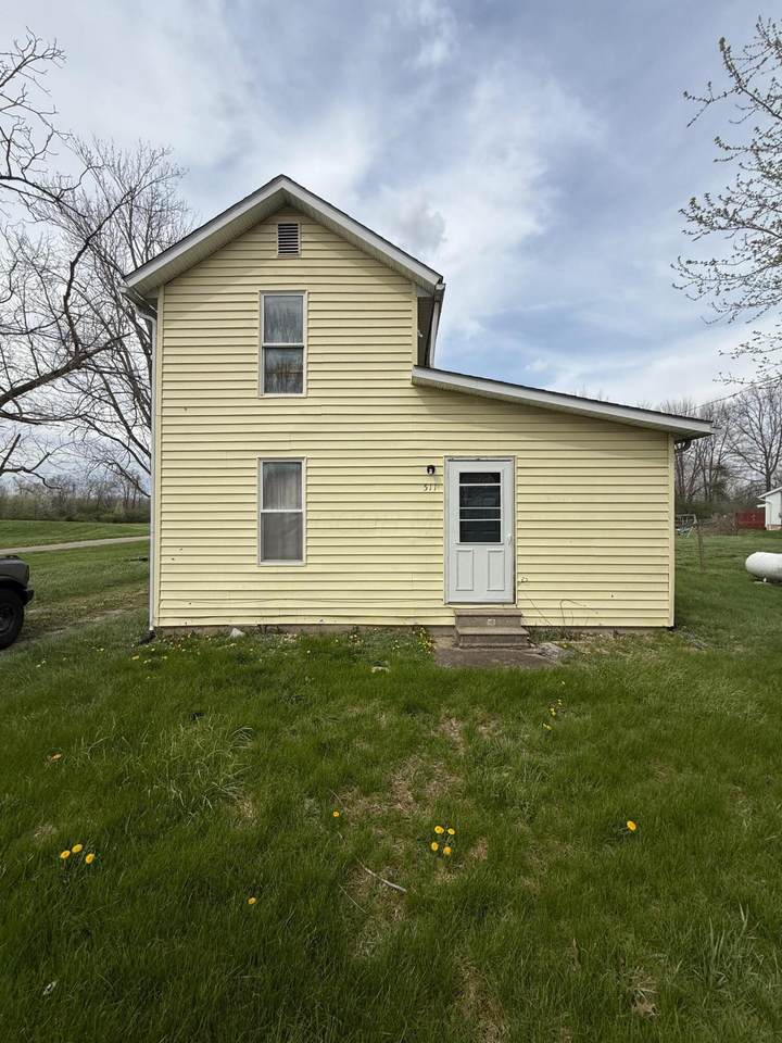 511 Vernon Avenue - Photo 1