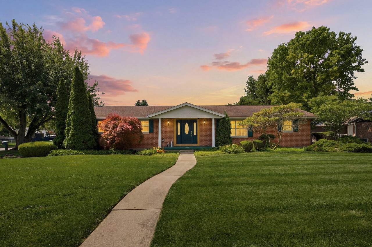 665 Edgefield Drive - Photo 1