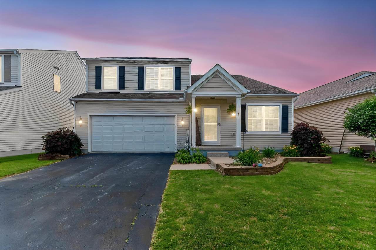 807 Holly Farms Drive - Photo 1