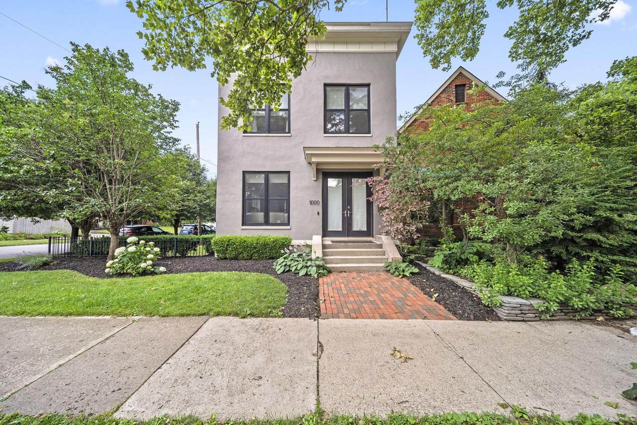 1000 Neil Avenue - Photo 1