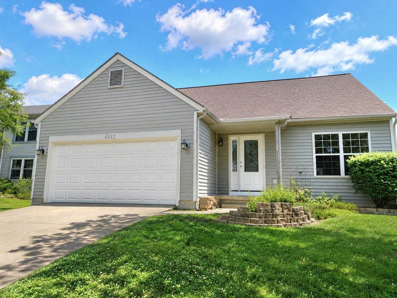 6912 Kinston Drive - Photo 1
