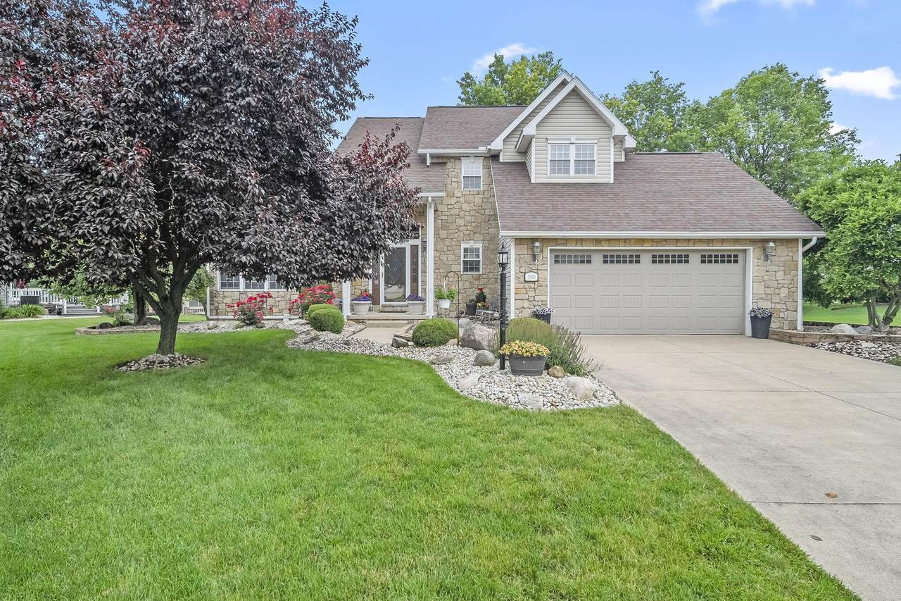 1506 Eagle Pass Drive - Photo 1