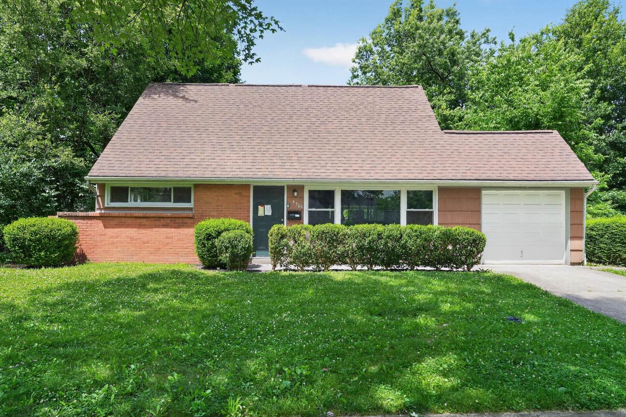 4706 Dundee Avenue - Photo 1