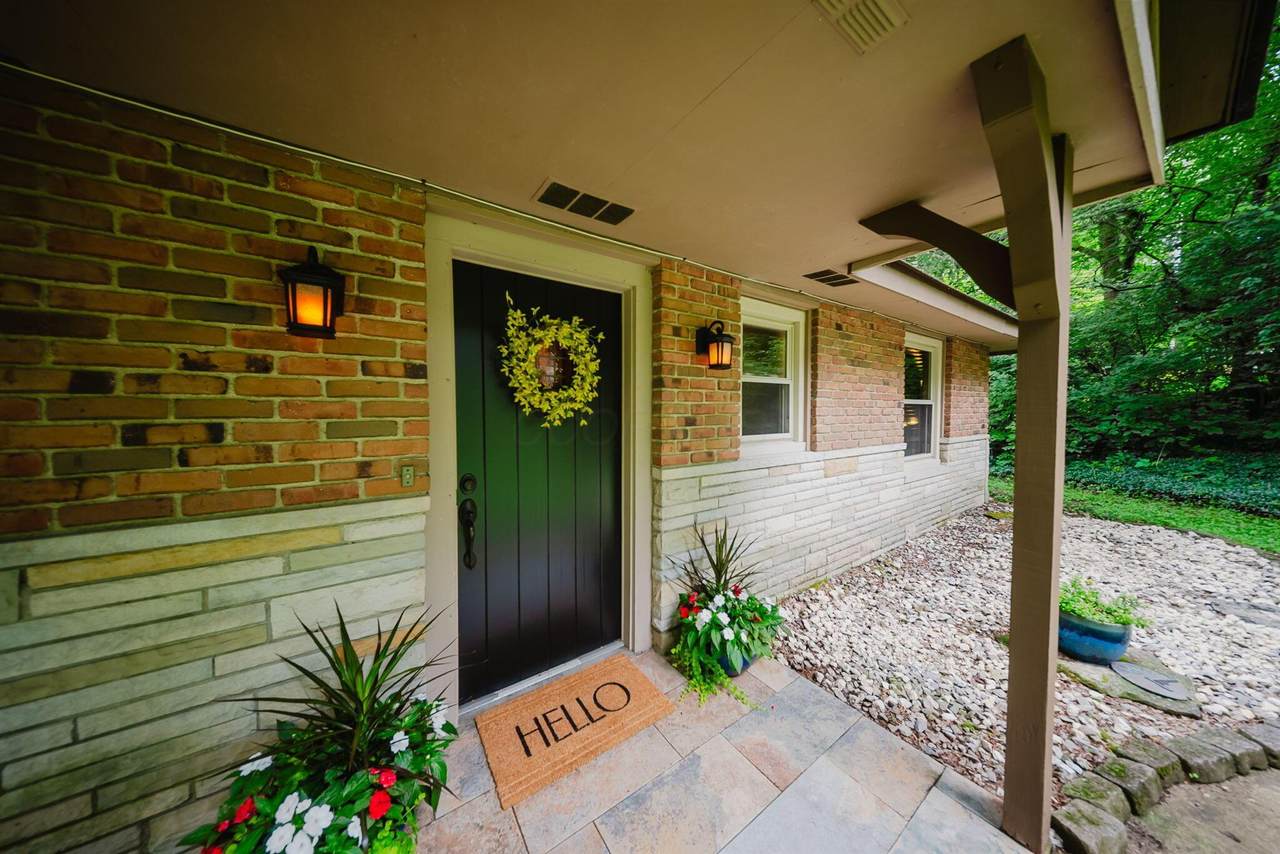 8015 Riverside Drive - Photo 1