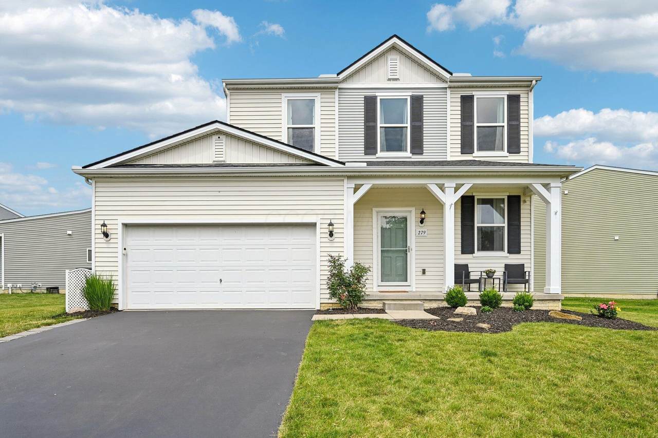 279 Glen Crossing Drive - Photo 1