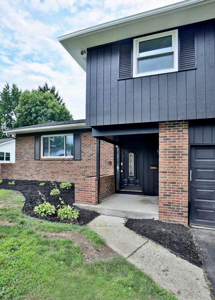 6909 Starfire Drive - Photo 1