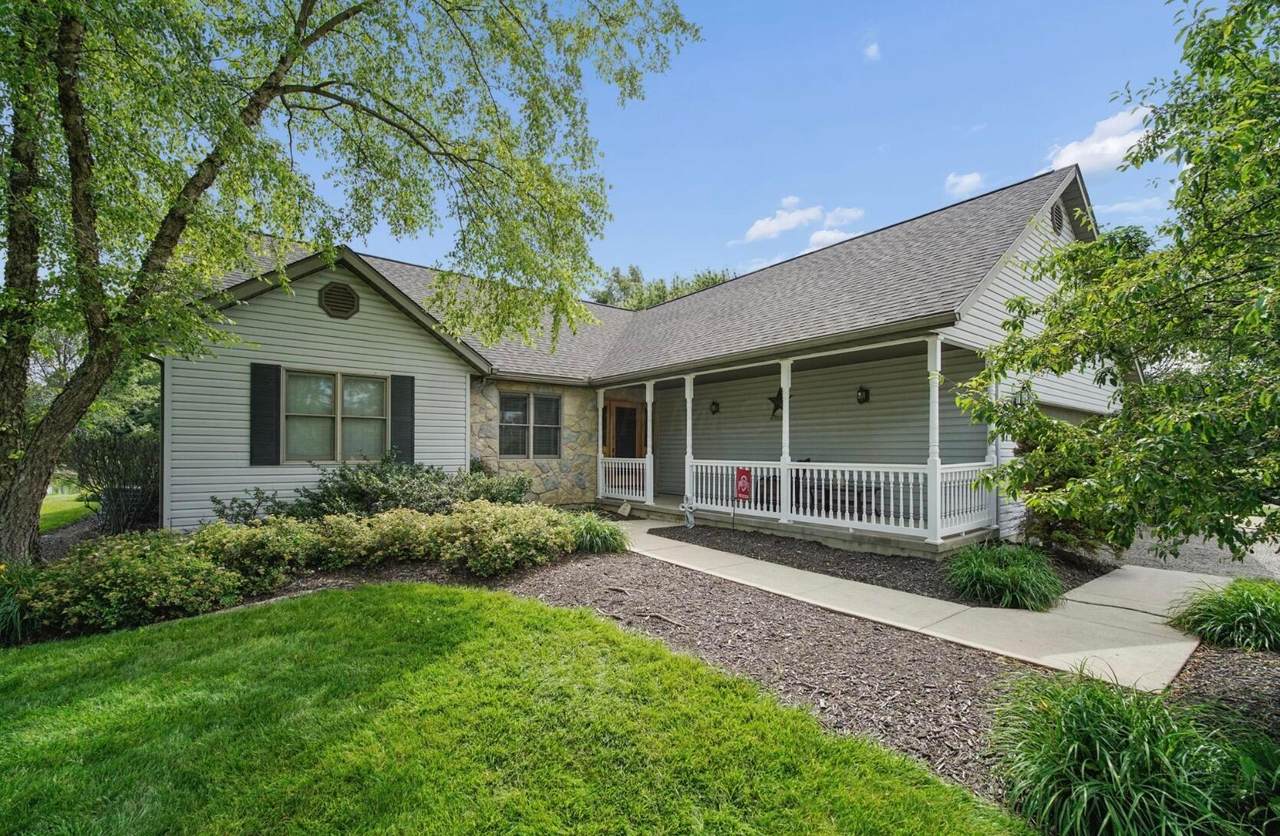 20521 Northwest Parkway - Photo 1